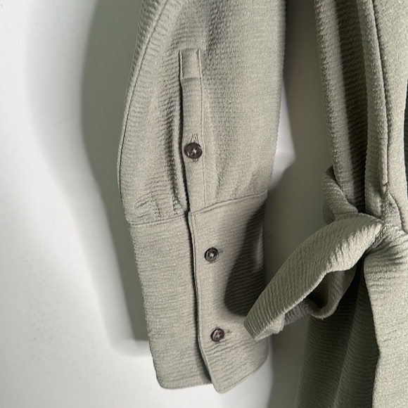 Club Monaco sage green midi dress tie belt side slits size small p - Picture 7 of 9